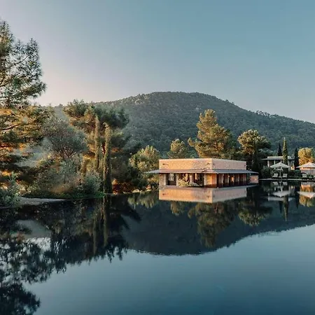Hotel Amanruya 3*