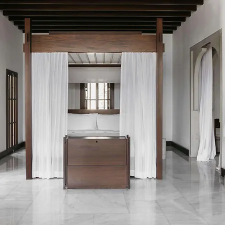 Amanruya Отель 4*